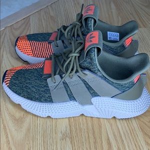 Adidas prophere “trace olive”